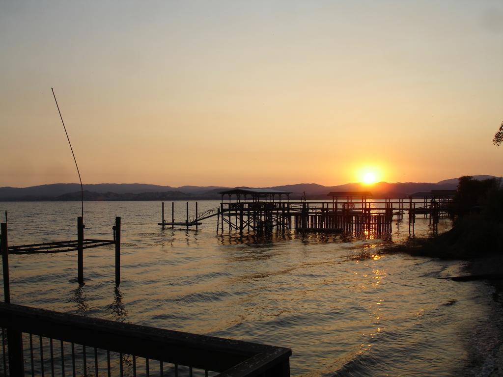 Lakeview Inn Lucerne Екстериор снимка
